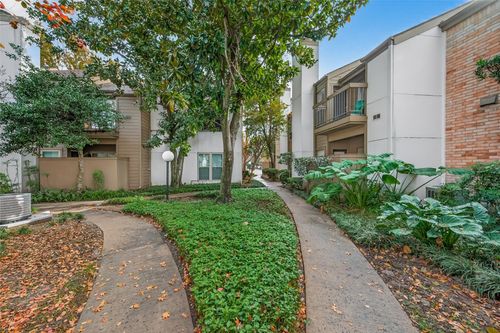 apt-116-10049 Westpark Dr, Houston, TX, 77042-5927 | Card Image