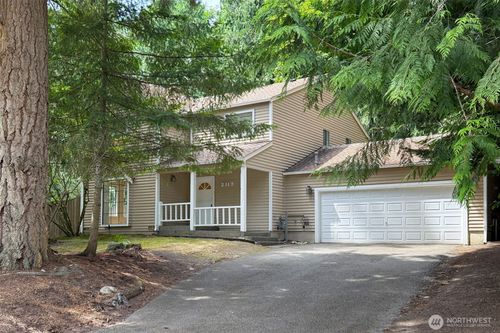 2117 227th Ave Ne, Sammamish, WA, 98074-4035 | Card Image