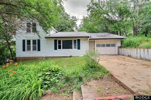 208 S Park Street, Hooper, NE, 68031 | Card Image