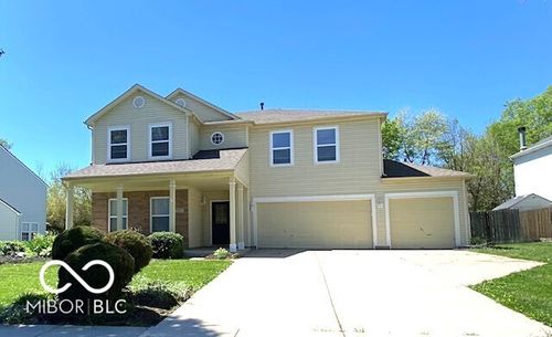 15093 Porchester Dr, Noblesville, IN, 46062-8244 | Card Image