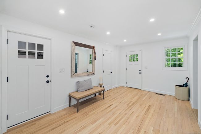 148 W Hills Rd, House other with 5 bedrooms, 5 bathrooms and null parking in New Canaan CT | Image 28