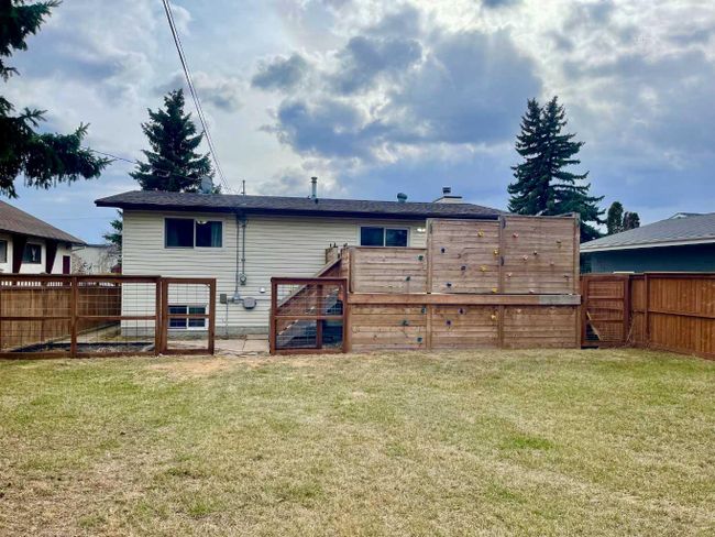 518 5 Avenue, Home with 4 bedrooms, 2 bathrooms and 3 parking in Wainwright AB | Image 40