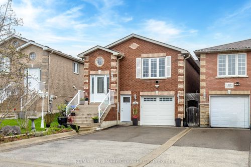 12 Aishford Road, Bradford West Gwillimbury, ON, L3Z3E3 | Card Image