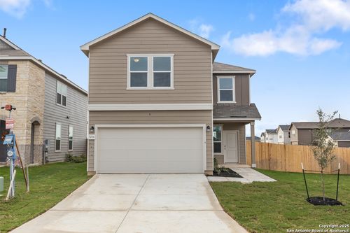 5006 Kayak Cv, Elmendorf, TX, 78112-0266 | Card Image