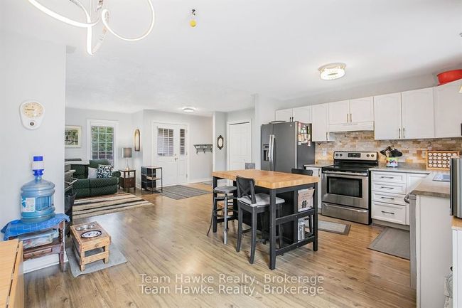 22 Laurier Blvd, House other with 3 bedrooms, 2 bathrooms and 4 parking in Tiny ON | Image 9