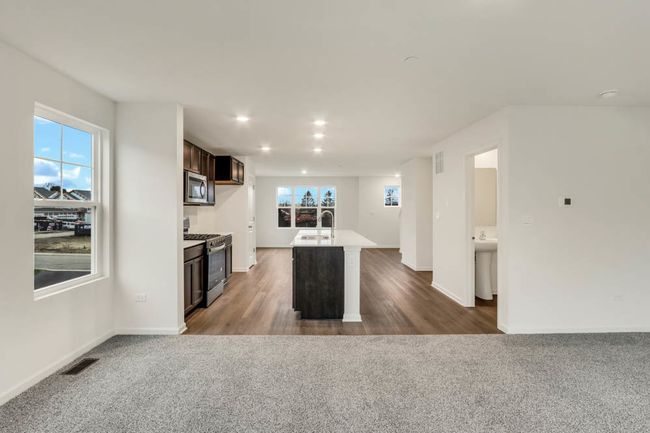 361 Bridgeview Ct, Townhouse with 3 bedrooms, 3 bathrooms and 2 parking in St. Charles IL | Image 8