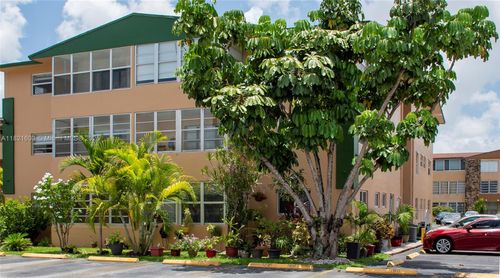 apt-319-110 Royal Palm Rd, Hialeah Gardens, FL, 33016-4608 | Card Image