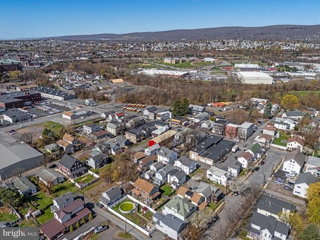 853 Lords Ct, House other with 4 bedrooms, 3 bathrooms and null parking in Scranton PA | Image 5