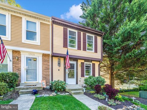 12422 Valleyside Way, GERMANTOWN, MD, 20874-1556 | Card Image