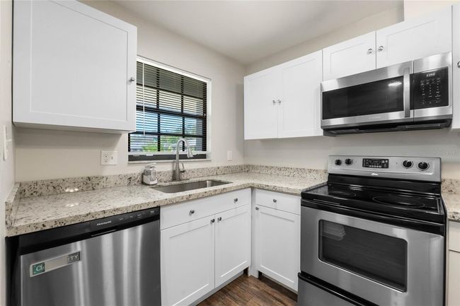 2723 Beacon St, Townhouse with 2 bedrooms, 2 bathrooms and null parking in EUSTIS FL | Image 12