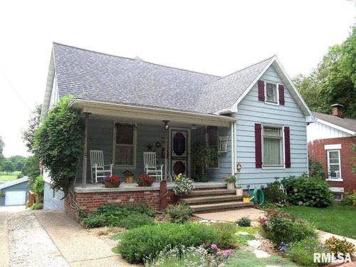 458 W Pine St, Canton, IL, 61520-1663 | Card Image