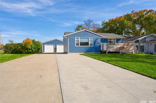 1262 113th Street, North Battleford, SK, S9A2M2 | Card Image