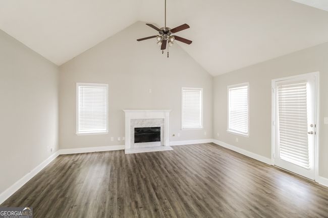 121 Crestwood Ct, House other with 4 bedrooms, 3 bathrooms and null parking in Hampton GA | Image 4
