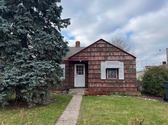 909 Bellevue Avenue, House other with 2 bedrooms, 1 bathrooms and null parking in South Bend IN | Image 2