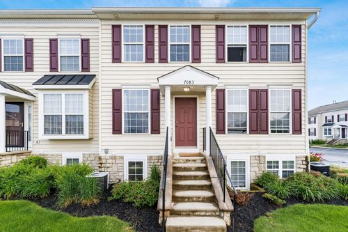 4-7083 Gallant Fox Dr, New Albany, OH, 43054-8033 | Card Image