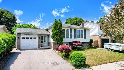 3143 Michael Cres, Burlington, ON, L7M1V3 | Card Image