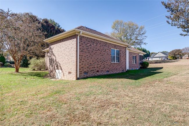 215 Killarney Way, House other with 3 bedrooms, 3 bathrooms and null parking in Easley SC | Image 37