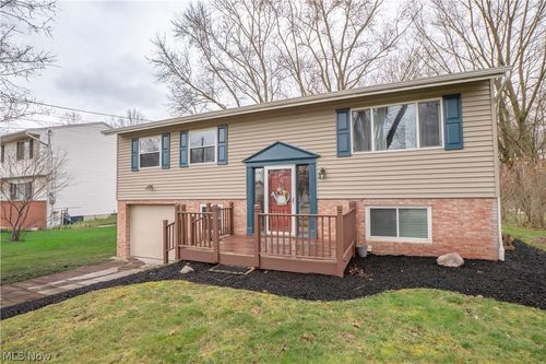 1423 Copley Meadows Dr, Copley, OH, 44321-2307 | Card Image