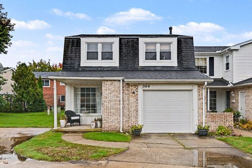 504 Dorset Cir, Grand Blanc, MI, 48439-1549 | Card Image
