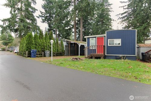 trlr-50-4040 Auburn Way S, Auburn, WA, 98092-7282 | Card Image