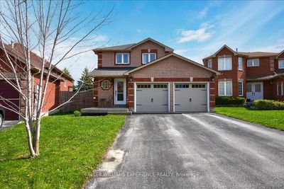 58 Peregrine Rd, House other with 3 bedrooms, 3 bathrooms and 6 parking in Barrie ON | Image 3