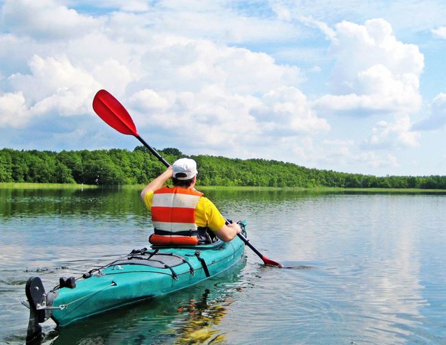 Enjoy a day canoeing on Lake Livingston*This picture only illustrates the activities you can enjoy, but is not representative of the actual location. | Image 8