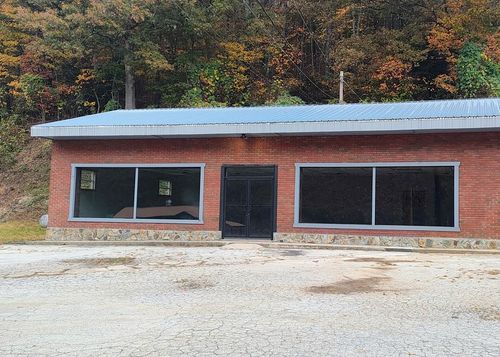 289 Blue Ridge Dr, Mc Caysville, GA, 30555-2731 | Card Image