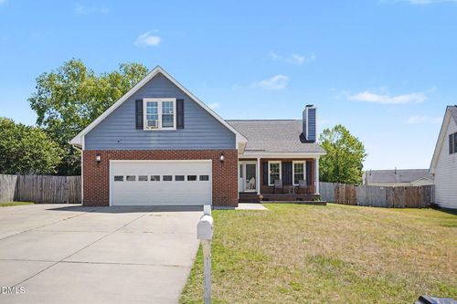 2805 Franzia Dr, Fayetteville, NC, 28306-4598 | Card Image