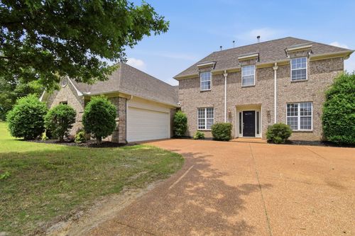 8704 Brunswick Farms Dr, Bartlett, TN, 38002-4623 | Card Image