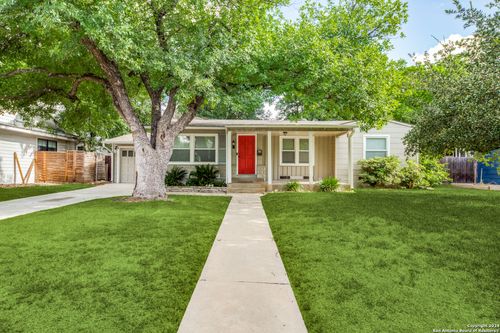209 Harmon Dr, San Antonio, TX, 78209-4215 | Card Image