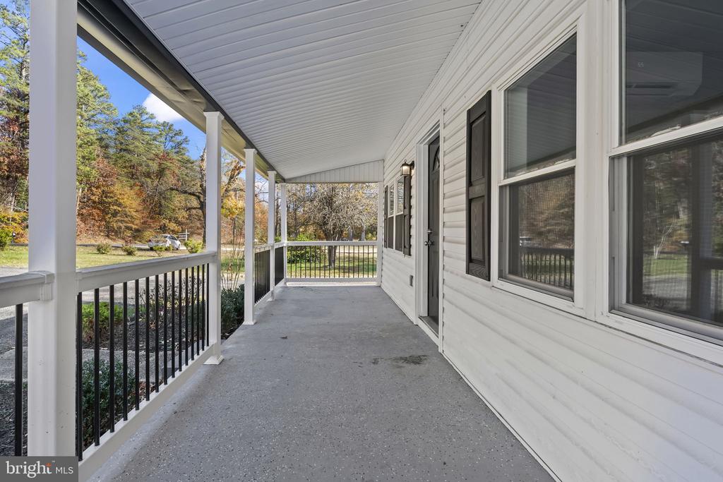 Residential Lease in HOLLYWOOD 3