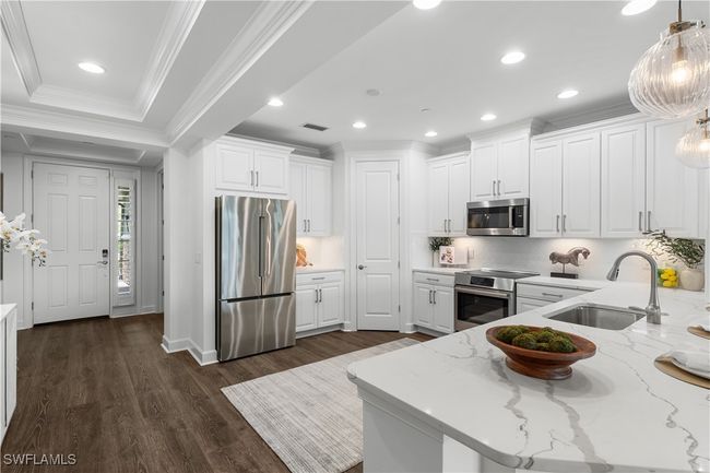 UNIT-102 - 9657 Montelanico Loop, Condo with 2 bedrooms, 2 bathrooms and null parking in NAPLES FL | Image 9