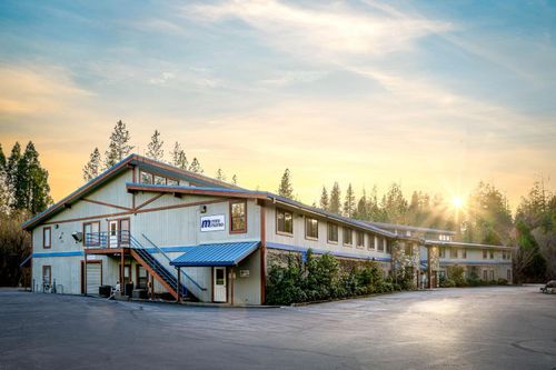 870 Gold Flat Rd, Nevada City, CA, 95959-3200 | Card Image