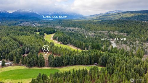 191 White Star Ln, Cle Elum, WA, 98922-3232 | Card Image