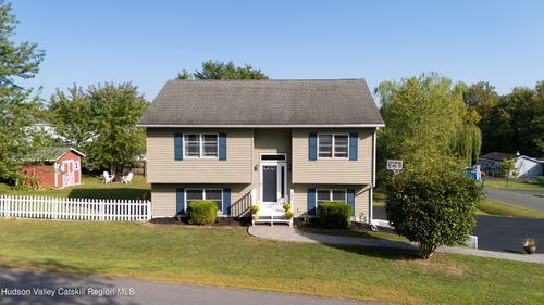 35 Crown Ct, Stuyvesant, NY, 12173-1604 | Card Image