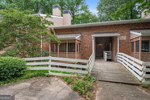 325 Quail Run, Roswell, GA, 30076-3118 | Card Image