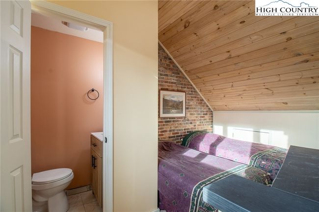 UNIT-7 - 104 Snowplow Ln, Condo with 3 bedrooms, 3 bathrooms and null parking in Beech Mountain NC | Image 22