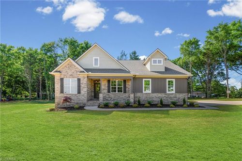109 Frost Rd, Advance, NC, 27006-6747 | Card Image