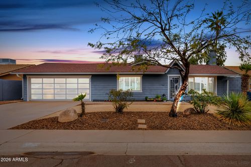 8336 E Montecito Ave, Scottsdale, AZ, 85251-2813 | Card Image