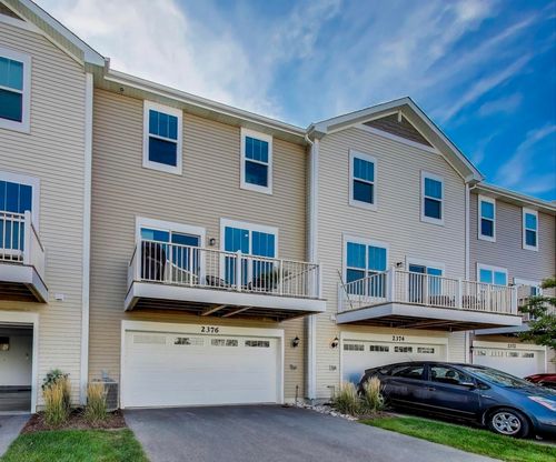 2376 Southwind Blvd, South Elgin, IL, 60177-1773 | Card Image
