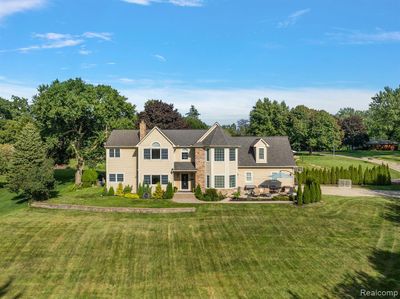 1370 Fieldway Drive, Home with 5 bedrooms, 4 bathrooms and null parking in Bloomfield Twp MI | Image 1