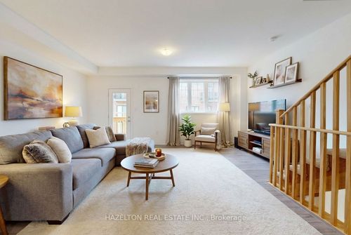 26 Calloway Way, Whitby, ON, L1N0N9 | Card Image