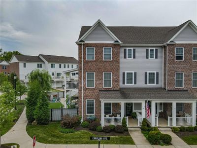 28 Carolina Avenue, Townhouse with 4 bedrooms, 3 bathrooms and 2 parking in Oakmont PA | Image 1