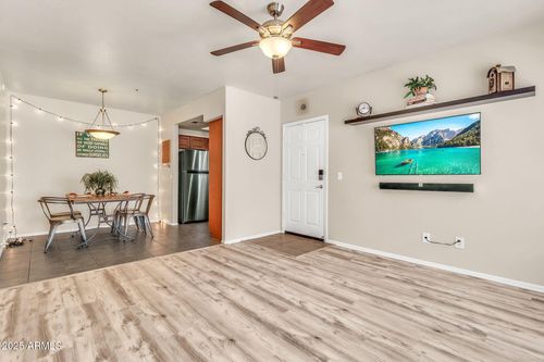 110-7008 E Gold Dust Ave, Paradise Valley, AZ, 85253-1442 | Card Image