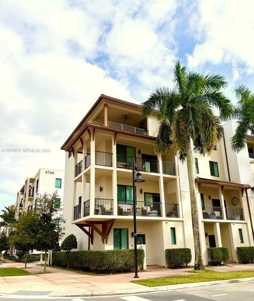 4749 Nw 85th Ave, Doral, FL, 33166-5653 | Card Image