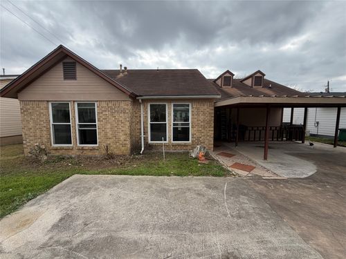 5609 Porsche Ln, Austin, TX, 78749-1218 | Card Image