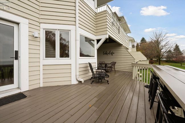 608 Monument Vw, Condo with 2 bedrooms, 3 bathrooms and 1 parking in Marblehead OH | Image 26
