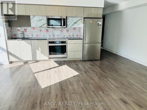 622-585 Bloor Street E, Toronto (North St. James Town), ON, M4W0B3 | Card Image