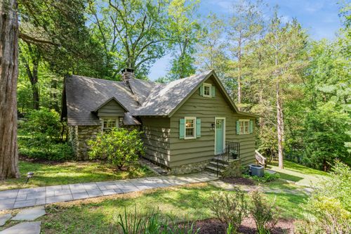 14 Cedar Ln, New Milford, CT, 06776-4108 | Card Image