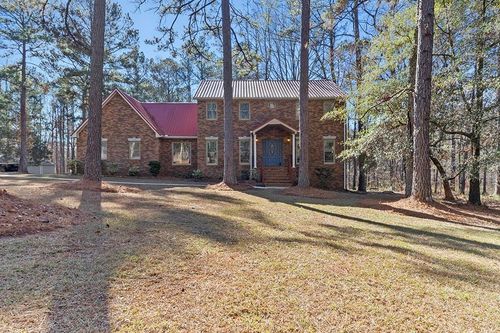 138 Dumbarton Dr, Macon, GA, 31210-6105 | Card Image